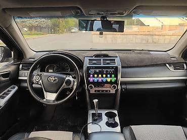 Toyota Camry: 2012 г., 2.5 л, Автомат, Бензин, Седан at lalafo.kg Toyota Camry: 2012 г., 2.5 л, Автомат, Бензин, Седан