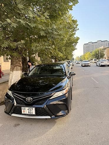 Toyota Camry: 2018 г., 2.5 л, Автомат, Бензин, Седан lalafo.kg да Toyota Camry: 2018 г., 2.5 л, Автомат, Бензин, Седан