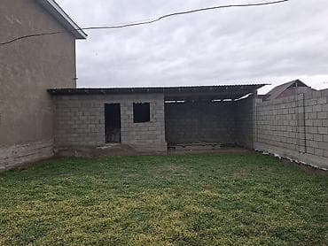 Продаётся двухэтажный частный дом с огороженным участком. Основные at lalafo.kg Продаётся двухэтажный частный дом с огороженным участком. Основные