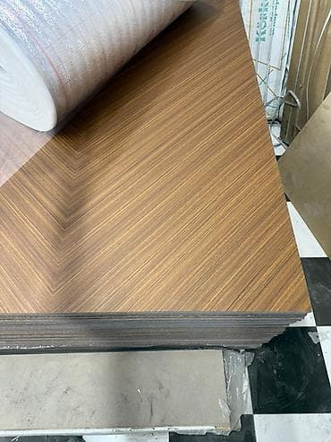 Декоративная стеновая панель с имитацией текстуры дерева. Доступна в at lalafo.kg Декоративная стеновая панель с имитацией текстуры дерева. Доступна в