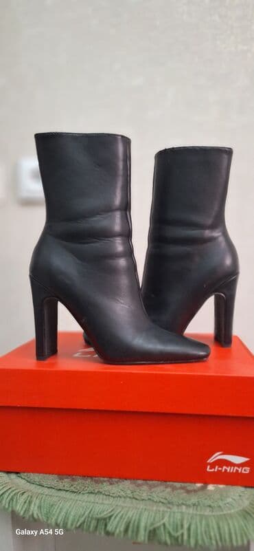 Женские ботильоны на высоком каблуке. Новые. размер 36. - Цвет at lalafo.kg Женские ботильоны на высоком каблуке. Новые. размер 36. - Цвет