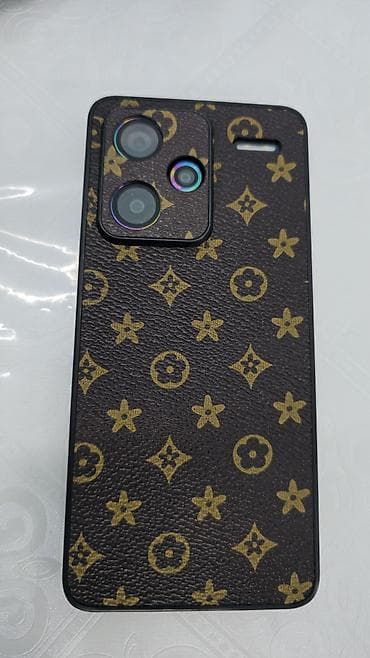 Redmi, Redmi Note 13 Pro Plus, Б/у, 256 ГБ, цвет - Черный, 2 SIM at lalafo.kg Redmi, Redmi Note 13 Pro Plus, Б/у, 256 ГБ, цвет - Черный, 2 SIM