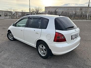 Honda Civic: 2002 г., 1.5 л, Автомат, Бензин, Хэтчбэк at lalafo.kg — 3 Honda Civic: 2002 г., 1.5 л, Автомат, Бензин, Хэтчбэк — 3