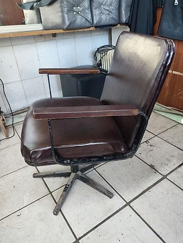 Тигүүчүлөр үчүн отургучтар: Детский пуфик Для барбера, парикмахер lalafo.kg да — 6 Тигүүчүлөр үчүн отургучтар: Детский пуфик Для барбера, парикмахер — 6