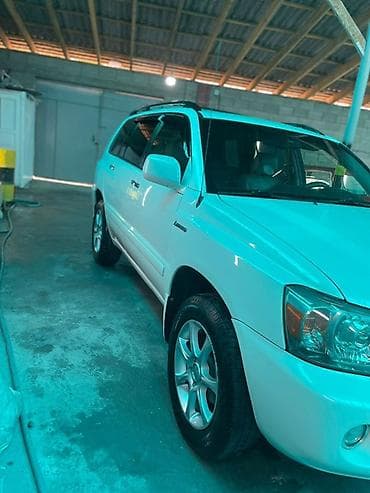 Toyota Highlander: 2006 г., 3.3 л, Автомат, Бензин, Кроссовер at lalafo.kg Toyota Highlander: 2006 г., 3.3 л, Автомат, Бензин, Кроссовер