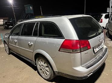 Opel Vectra: 2005 г., 2.2 л, Механика, Бензин, Универсал at lalafo.kg Opel Vectra: 2005 г., 2.2 л, Механика, Бензин, Универсал