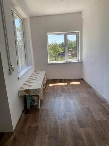 Продаётся дачный домик в городе Чолпон-ата. Шикарный вид на Озеро at lalafo.kg — 5 Продаётся дачный домик в городе Чолпон-ата. Шикарный вид на Озеро — 5