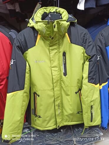 Горнолыжные куртки в широком ассортименте at lalafo.kg Горнолыжные куртки в широком ассортименте