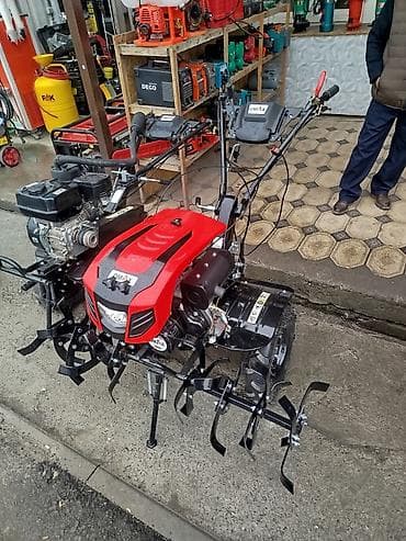 Мотоблок OMAX 1WG4.05-105FC-Z (дизель) - Двигатель: дизельный, модель at lalafo.kg Мотоблок OMAX 1WG4.05-105FC-Z (дизель) - Двигатель: дизельный, модель