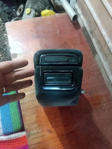 Подлокотник цвет - Черный at lalafo.kg Подлокотник цвет - Черный