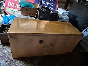 Продаётся стол .Размер длина 152см ширина 90см Цена 1500с at lalafo.kg Продаётся стол .Размер длина 152см ширина 90см Цена 1500с