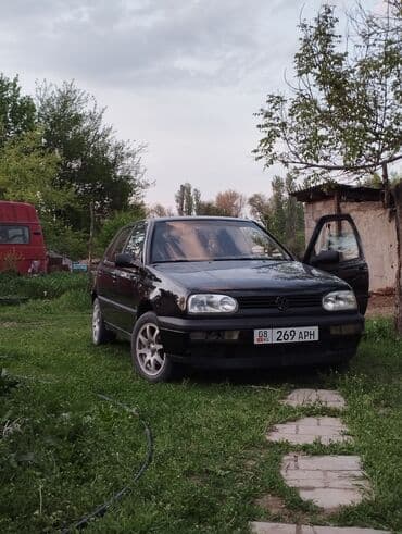 Volkswagen Golf: 1993 г., 1.8 л, Механика, Бензин, Хэтчбэк at lalafo.kg Volkswagen Golf: 1993 г., 1.8 л, Механика, Бензин, Хэтчбэк