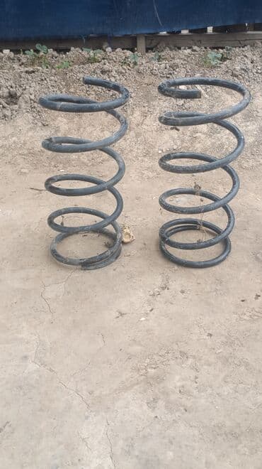 Пружина Тойота, амортизатор Хонда Одиссей, колокольчики форд утканос at lalafo.kg Пружина Тойота, амортизатор Хонда Одиссей, колокольчики форд утканос