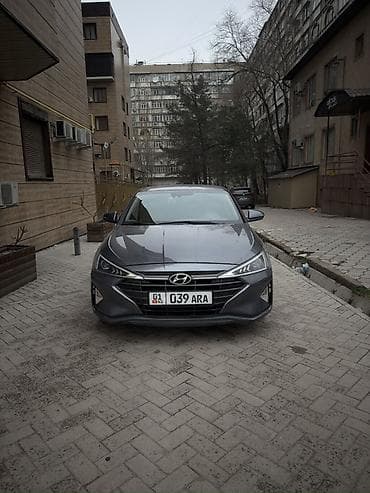 Hyundai Avante: 2018 г., 1.6 л, Автомат, Газ, Седан at lalafo.kg Hyundai Avante: 2018 г., 1.6 л, Автомат, Газ, Седан