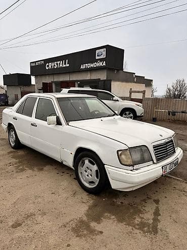 Mercedes-Benz W124: 1994 г., 2 л, Механика, Бензин, Седан at lalafo.kg Mercedes-Benz W124: 1994 г., 2 л, Механика, Бензин, Седан