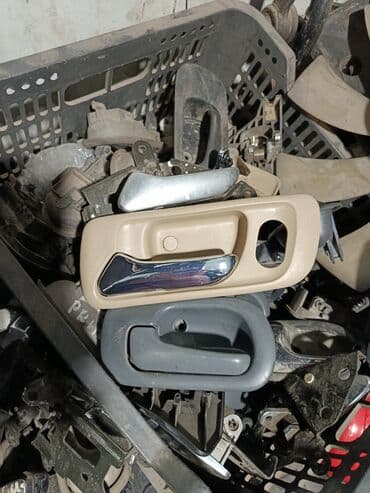 Хонда Одиссей ра6 передние подкрыльники, внутренние ручки от дверей и at lalafo.kg Хонда Одиссей ра6 передние подкрыльники, внутренние ручки от дверей и