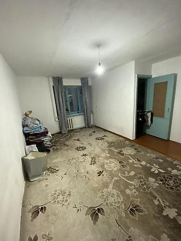 1 комната, 31 м², Хрущевка, 1 этаж, Старый ремонт at lalafo.kg 1 комната, 31 м², Хрущевка, 1 этаж, Старый ремонт