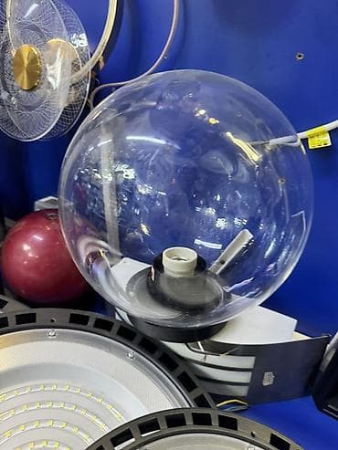 Сферический наружный светильник с прозрачным плафоном - Тип lalafo.kg да Сферический наружный светильник с прозрачным плафоном - Тип