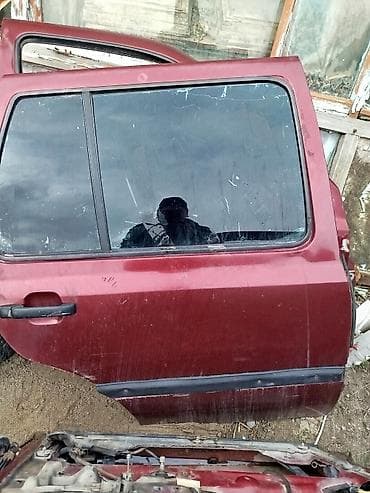 Запасные части на Volkswagen Golf III универсал), цвет бордовый. В at lalafo.kg Запасные части на Volkswagen Golf III универсал), цвет бордовый. В