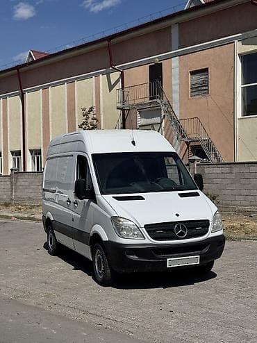 Mercedes-Benz Спринтер: 2011 г., 2.2 л, Механика, Дизель at lalafo.kg Mercedes-Benz Спринтер: 2011 г., 2.2 л, Механика, Дизель