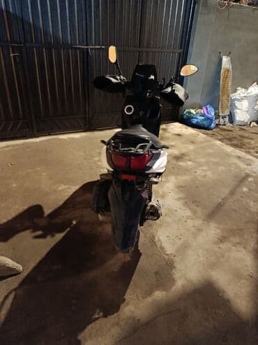 Скутер 50–125 см³ (классический городской/спорт-дизайн) Описание: - at lalafo.kg Скутер 50–125 см³ (классический городской/спорт-дизайн) Описание: -