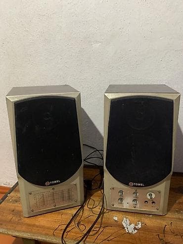Акустическая система Towel — пара настольных колонок с проводным at lalafo.kg Акустическая система Towel — пара настольных колонок с проводным