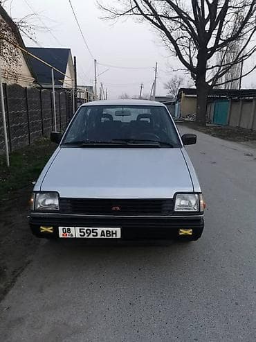 Mitsubishi Space Wagon: 1990 г., 2 л, Механика, Бензин, Минивэн at lalafo.kg Mitsubishi Space Wagon: 1990 г., 2 л, Механика, Бензин, Минивэн