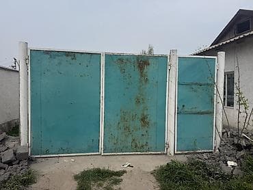 Металлические распашные ворота с калиткой реальным клиентам уступлю at lalafo.kg Металлические распашные ворота с калиткой реальным клиентам уступлю