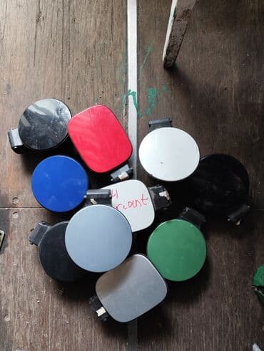 Лючки бензобака гольф 4 Пассат В5 at lalafo.kg Лючки бензобака гольф 4 Пассат В5