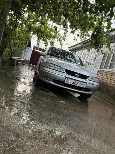 Opel Vectra: 2002 г., 1.8 л, Механика, Бензин, Универсал at lalafo.kg Opel Vectra: 2002 г., 1.8 л, Механика, Бензин, Универсал