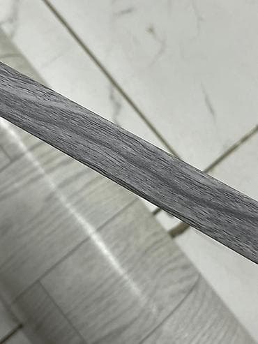 Уголок ПВХ отделочный, декоративный, под текстуру дерева (серый) at lalafo.kg Уголок ПВХ отделочный, декоративный, под текстуру дерева (серый)