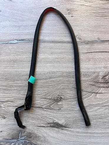 Уплотнитель двери Задняя левая Toyota, Новый, Оригинал at lalafo.kg Уплотнитель двери Задняя левая Toyota, Новый, Оригинал