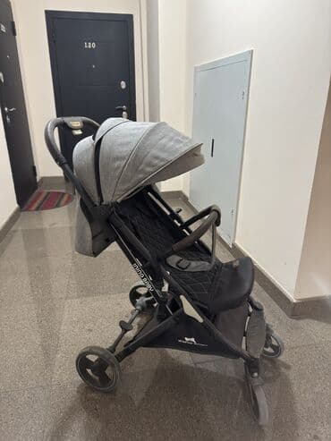 Коляска, цвет - Серебристый, Б/у at lalafo.kg Коляска, цвет - Серебристый, Б/у