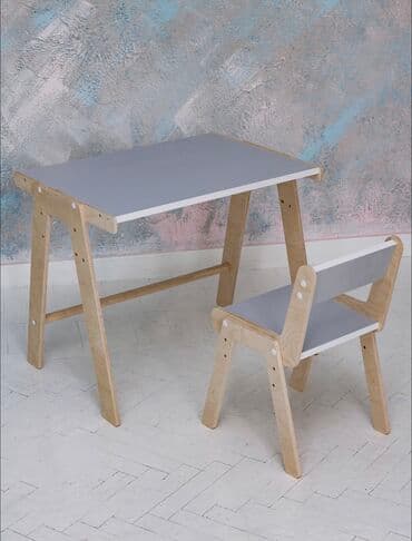 Растущий стол и стул. 3 положения столешницы. 3 уровня высоты at lalafo.kg Растущий стол и стул. 3 положения столешницы. 3 уровня высоты