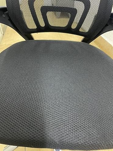 Кресло керебеттер: Офис креслолор, Дөңгөлөктүү, түсү - Кара lalafo.kg да — 2 Кресло керебеттер: Офис креслолор, Дөңгөлөктүү, түсү - Кара — 2