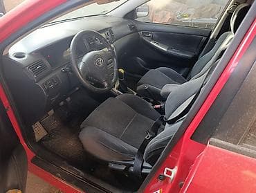 Toyota Corolla: 2004 г., 1.6 л, Механика, Бензин, Универсал at lalafo.kg Toyota Corolla: 2004 г., 1.6 л, Механика, Бензин, Универсал