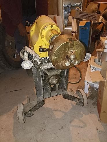 Продается шлифовальная 20 тысяч сомов и сверлильная машинка 25 тысяч at lalafo.kg Продается шлифовальная 20 тысяч сомов и сверлильная машинка 25 тысяч