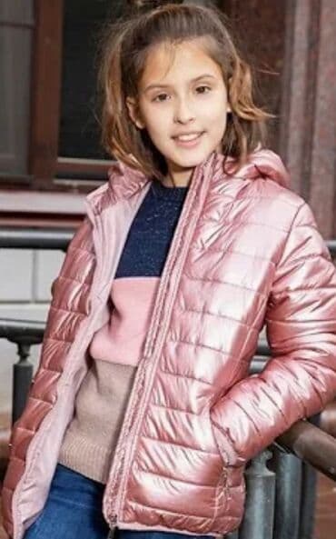 Куртка для девочек 12-14 лет Предлагаем Стильную куртку с капюшоном at lalafo.kg Куртка для девочек 12-14 лет Предлагаем Стильную куртку с капюшоном