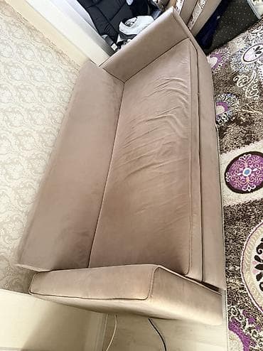 Прямой диван at lalafo.kg Прямой диван