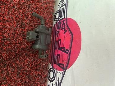 Клапан Mercedes-Benz C-CLASS 203 2.2 CDI (б/у) at lalafo.kg Клапан Mercedes-Benz C-CLASS 203 2.2 CDI (б/у)