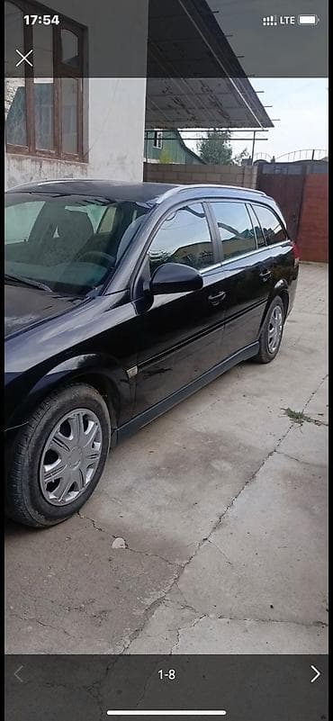 Продаётся универсал чёрного цвета. Просторный кузов с рейлингами на at lalafo.kg Продаётся универсал чёрного цвета. Просторный кузов с рейлингами на