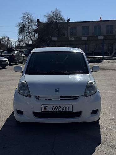 Toyota Passo: 2004 г., 1.3 л, Автомат, Хэтчбэк at lalafo.kg Toyota Passo: 2004 г., 1.3 л, Автомат, Хэтчбэк