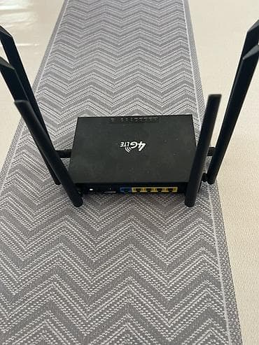 4G LTE Wi‑Fi роутер с внешними антеннами на сим карта Описание: - at lalafo.kg 4G LTE Wi‑Fi роутер с внешними антеннами на сим карта Описание: -