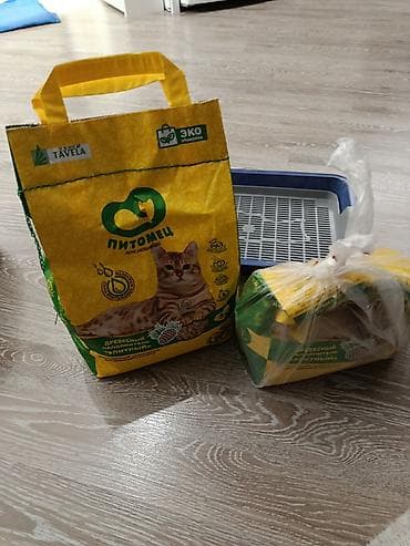 Продаю кошачьи вещички -лоток (новый) -наполнитель (5л) -лежанка новая at lalafo.kg Продаю кошачьи вещички -лоток (новый) -наполнитель (5л) -лежанка новая