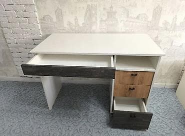 Офис эмереги: Компьютердик үстөлү, Жаңы, Текчелери бар lalafo.kg да — 3 Офис эмереги: Компьютердик үстөлү, Жаңы, Текчелери бар — 3