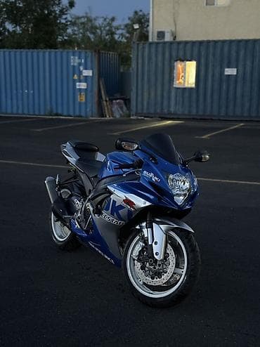 Suzuki GSX-R600 2012 г. Продам Suzuki GSX-R600 2012 года. Пробег at lalafo.kg Suzuki GSX-R600 2012 г. Продам Suzuki GSX-R600 2012 года. Пробег