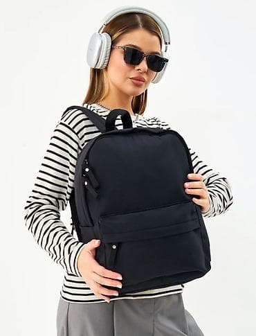 Рюкзак женский мужской школьный Оптом и в розницу Водонепроницаемый at lalafo.kg Рюкзак женский мужской школьный Оптом и в розницу Водонепроницаемый