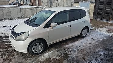 Honda Fit: 2004 г., 1.5 л, Автомат, Бензин, Хэтчбэк at lalafo.kg Honda Fit: 2004 г., 1.5 л, Автомат, Бензин, Хэтчбэк