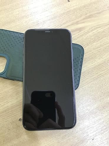 IPhone 11, Б/у, 64 ГБ, Черный, Чехол, 72 % at lalafo.kg IPhone 11, Б/у, 64 ГБ, Черный, Чехол, 72 %