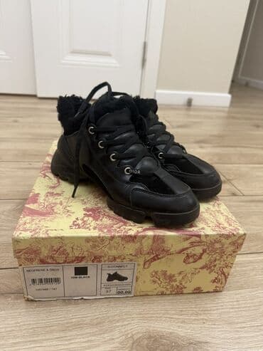 Кроссовки, 37, Dior, Б/у, цвет - Черный, Самовывоз, Платная доставка at lalafo.kg Кроссовки, 37, Dior, Б/у, цвет - Черный, Самовывоз, Платная доставка